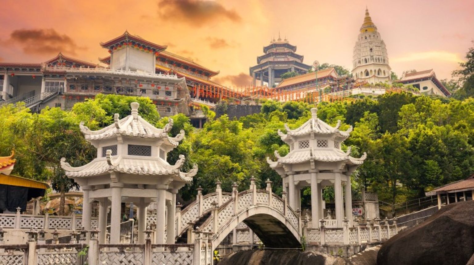 Unbelievable Singapore & Malaysia — image 3