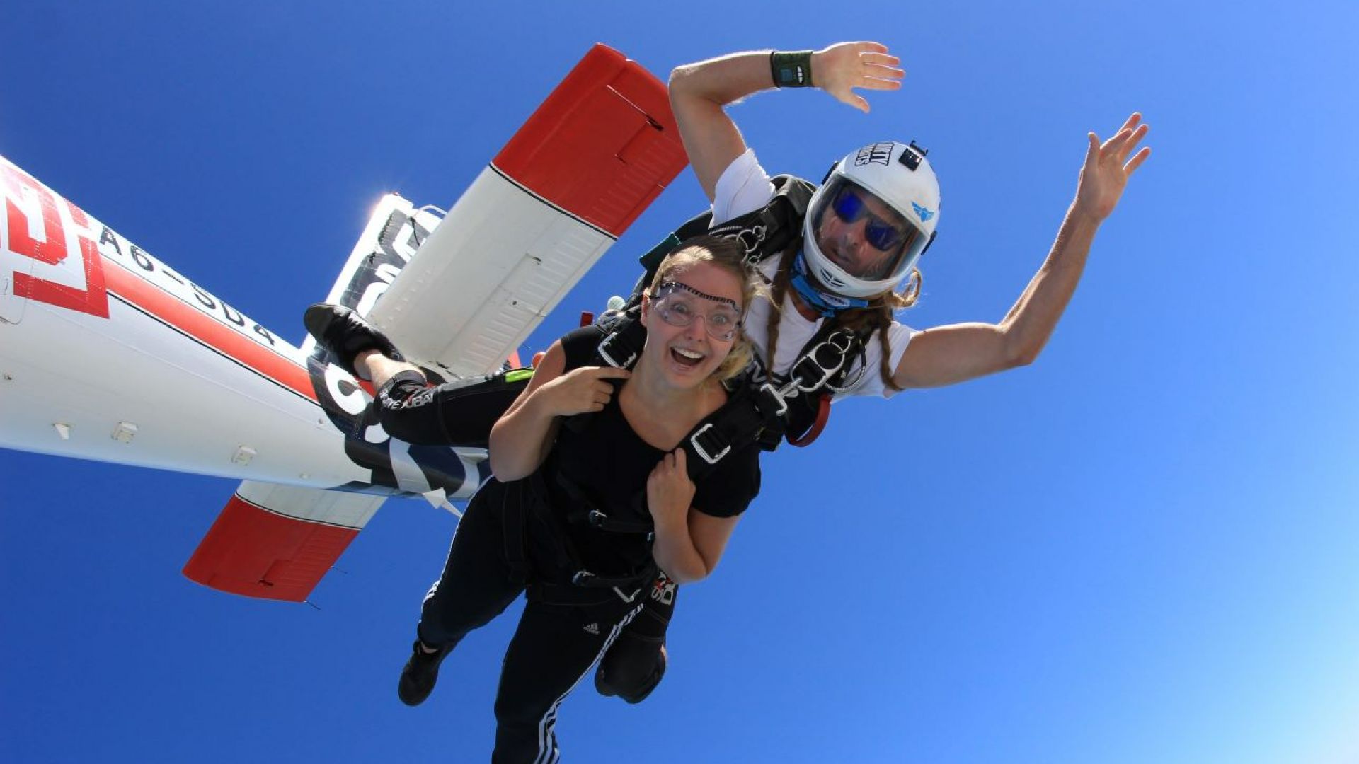 Skydive Dubai — Tandem Skydiving at The Palm Drop Zone — image 3